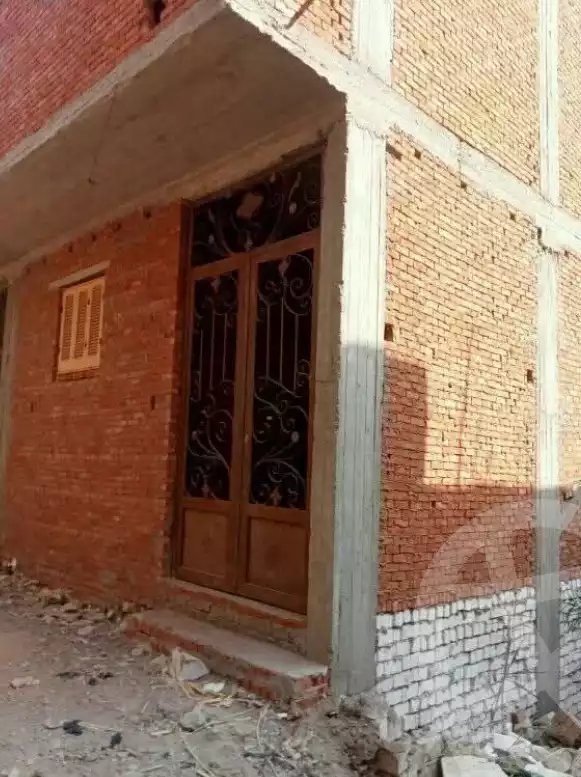 https://aqarmap.com.eg/en/listing/6220343-for-sale-qalyubia-qlioub-blqs