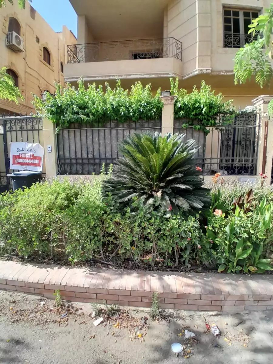 https://aqarmap.com.eg/en/listing/6221111-for-sale-cairo-new-cairo-ganob-el-akadamiya-south-academy-g-yassin-abd-el-ghafar-st