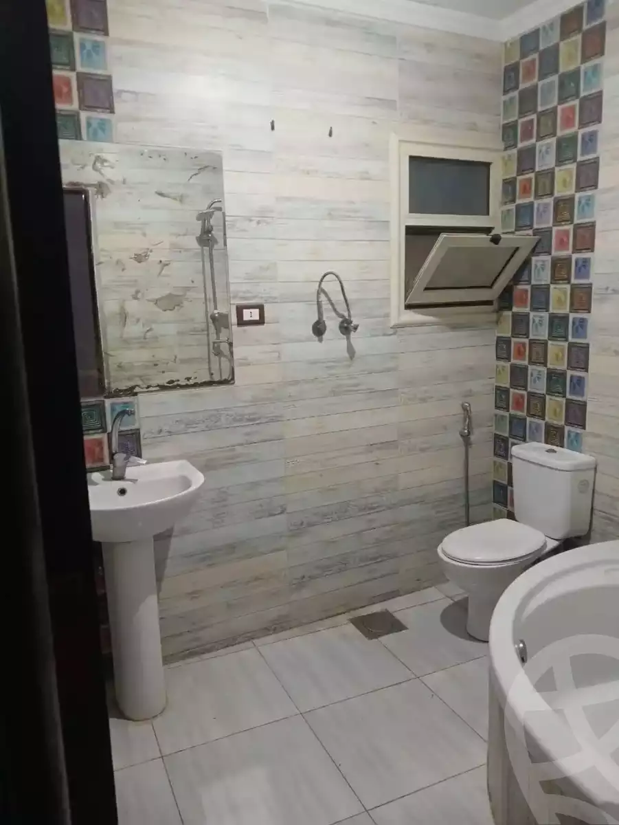 https://aqarmap.com.eg/en/listing/6221707-for-rent-alexandria-ganaklis