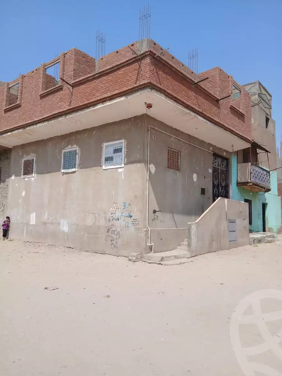 https://aqarmap.com.eg/en/listing/6221859-for-sale-qalyubia-el-khanka-el-gabl-el-asfr