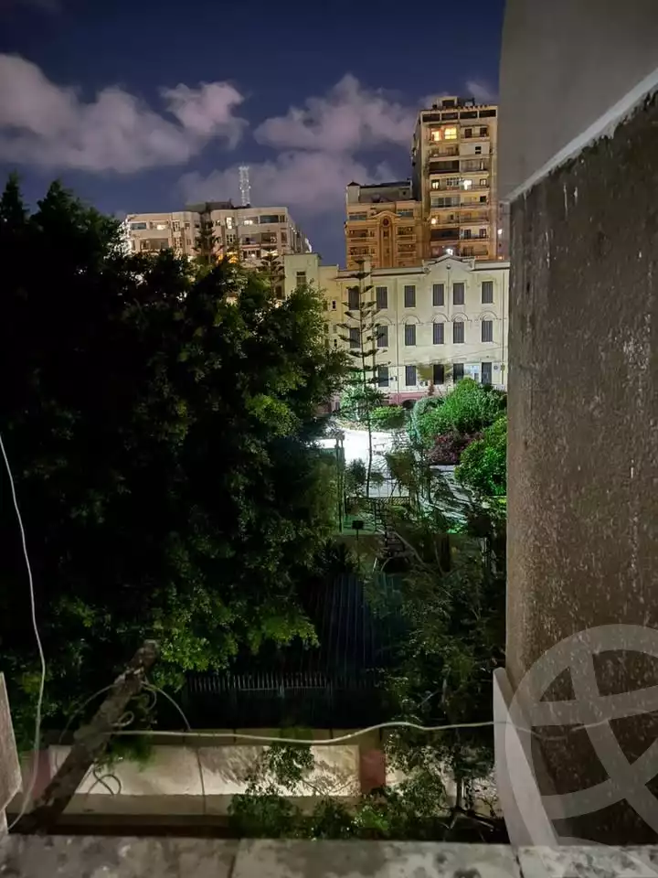 https://aqarmap.com.eg/ar/listing/6222538-for-sale-alexandria-glim
