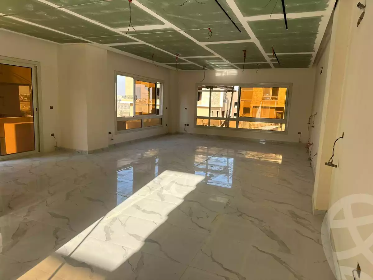 https://aqarmap.com.eg/ar/listing/6222546-for-sale-cairo-el-sheikh-zayed-city-lshykh-zyd-ljdyd-toya-compound-al-tholathea