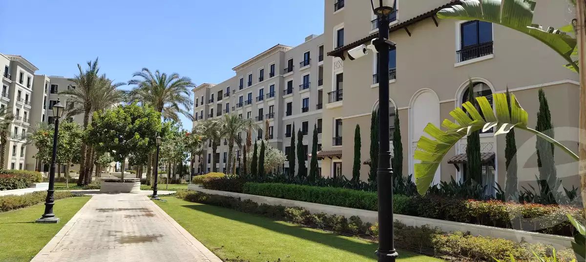 https://aqarmap.com.eg/en/listing/6222656-for-sale-cairo-el-sheikh-zayed-city-compounds-kmbwnd-fyldj-wyst-dr-llttwyr