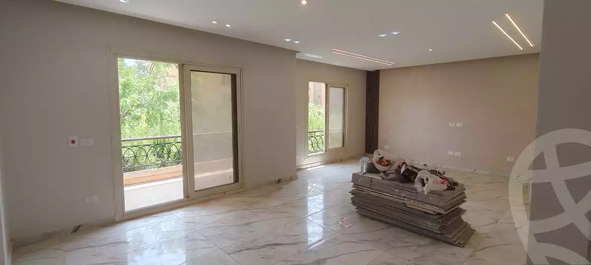 https://aqarmap.com.eg/en/listing/6223098-for-sale-cairo-el-sheikh-zayed-city-compounds-el-khamayel
