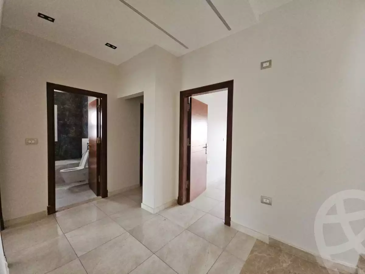 https://aqarmap.com.eg/en/listing/6223296-for-sale-cairo-el-sheikh-zayed-city-compounds-etapa