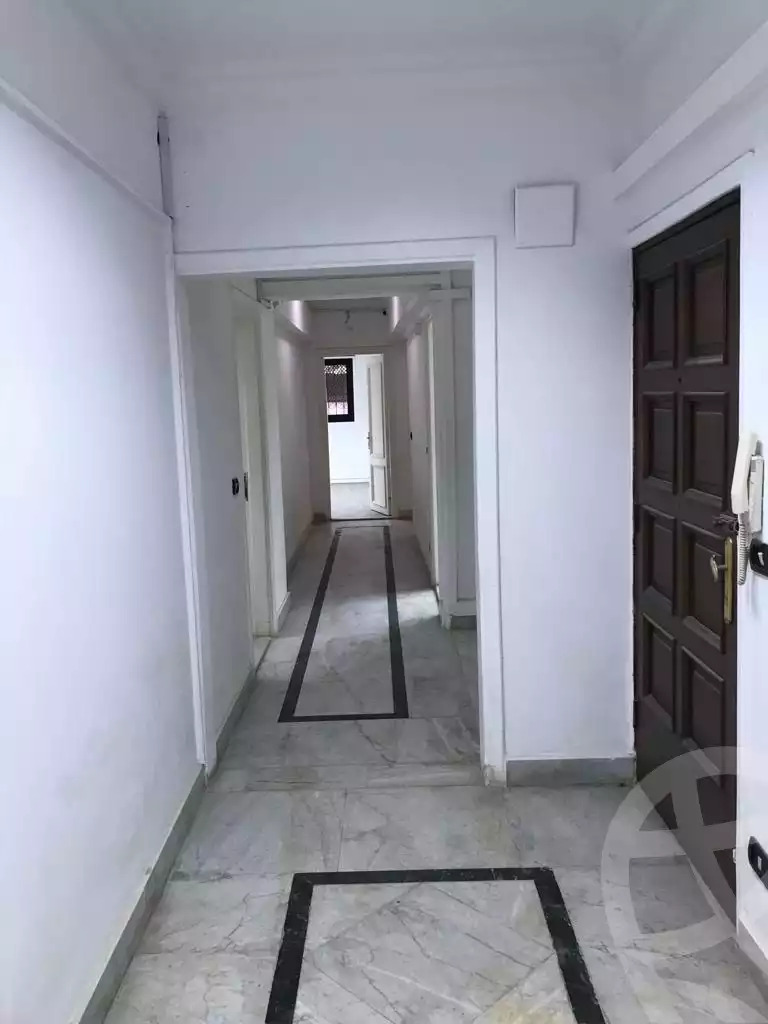 https://aqarmap.com.eg/en/listing/6223819-for-sale-cairo-el-maadi-sarayat-el-maadi-maadi-station-square