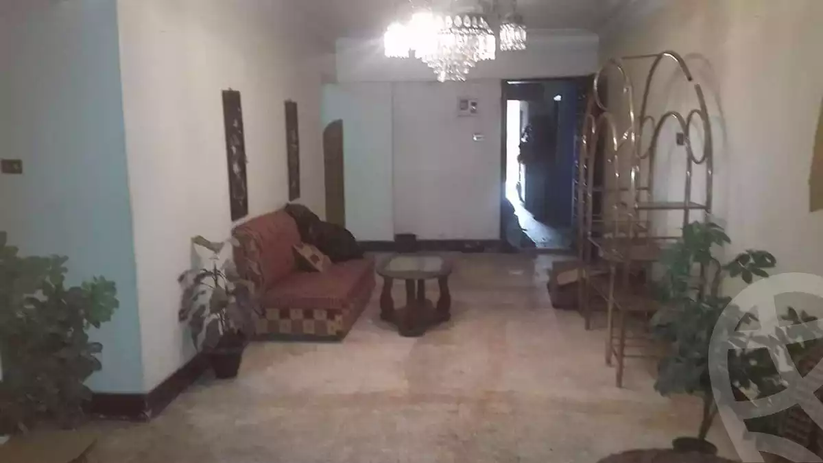 https://aqarmap.com.eg/en/listing/6224749-for-sale-cairo-helwan-helwan-el-sharkeya-heidar-st