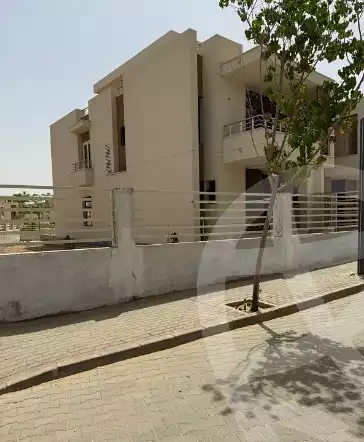 https://aqarmap.com.eg/en/listing/6225340-for-sale-cairo-el-shorouk-compounds-fyfnz