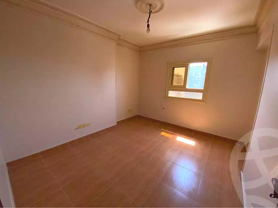 https://aqarmap.com.eg/ar/listing/6225608-for-sale-alexandria-moharram-bey-el-wazir-st