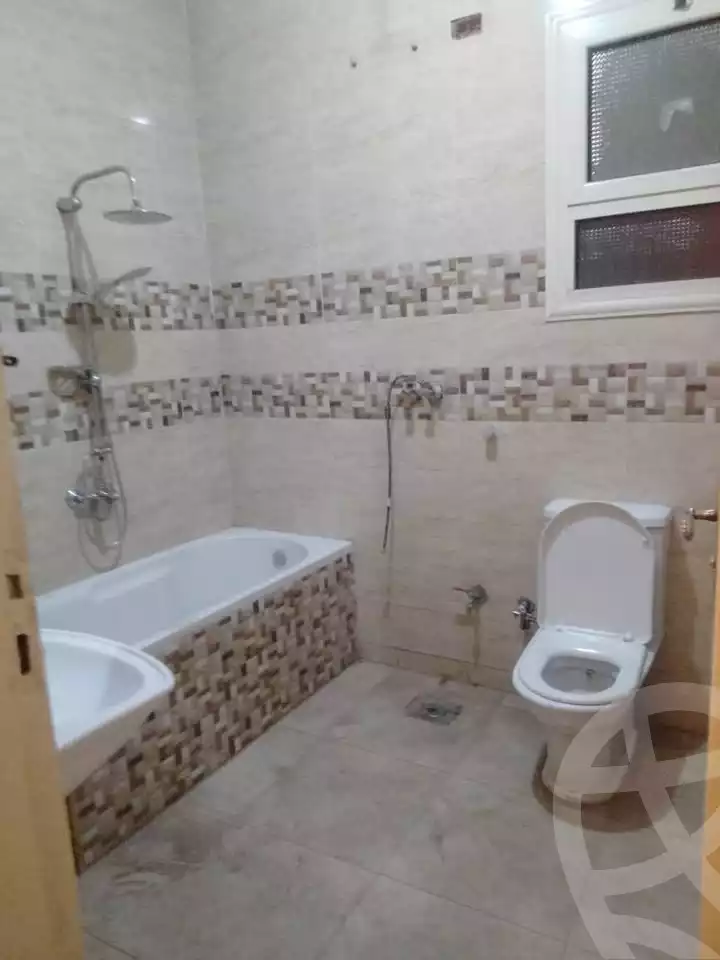 https://aqarmap.com.eg/ar/listing/6225832-for-rent-qalyubia-shubra-el-khaima-el-shareaa-el-gadid-st