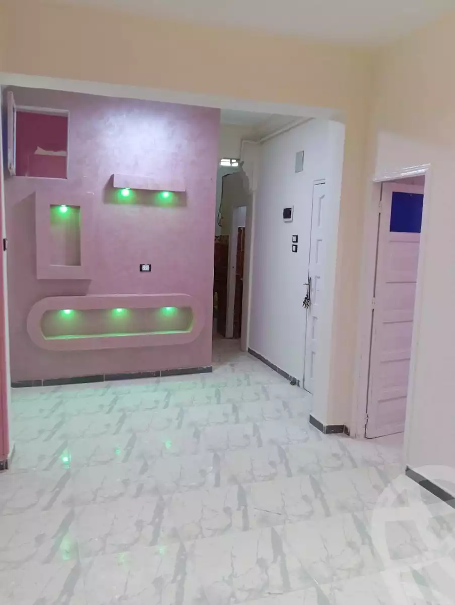 https://aqarmap.com.eg/ar/listing/6226187-for-sale-qalyubia-shubra-el-khaima-om-bayoumi
