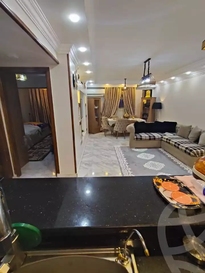 https://aqarmap.com.eg/en/listing/6226448-for-sale-cairo-helwan-hadayek-helwan-nile-corniche-st