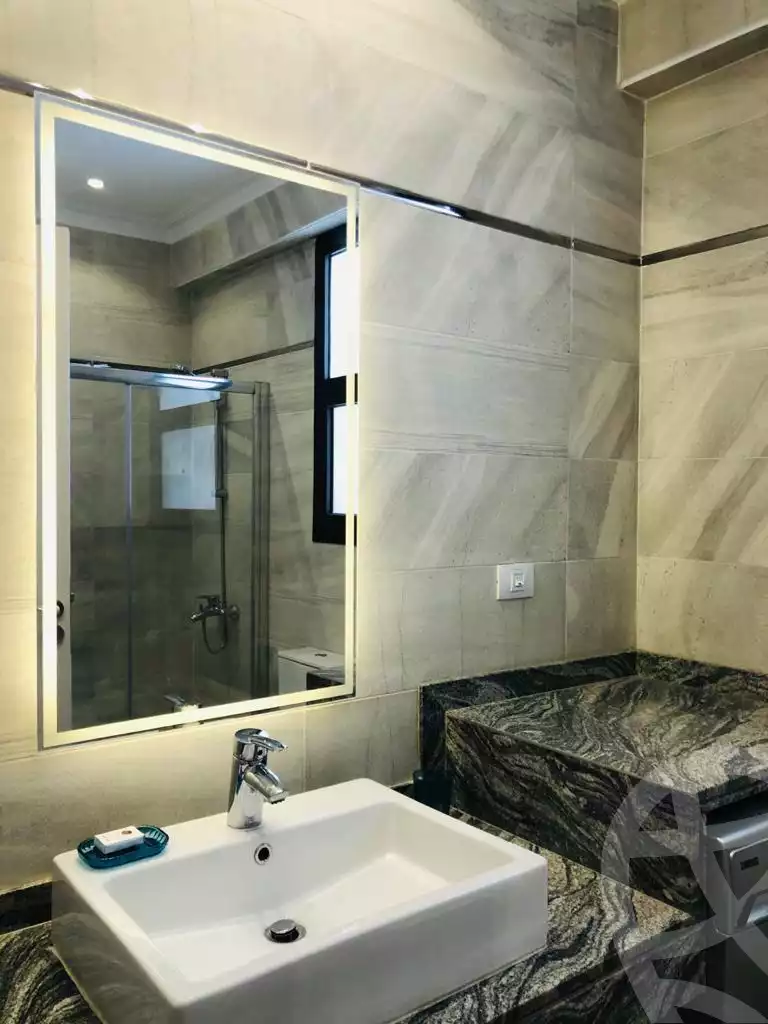 https://aqarmap.com.eg/en/listing/6227370-for-rent-cairo-el-sheikh-zayed-city-compounds-kmbwnd-wyst-twn-swdyk