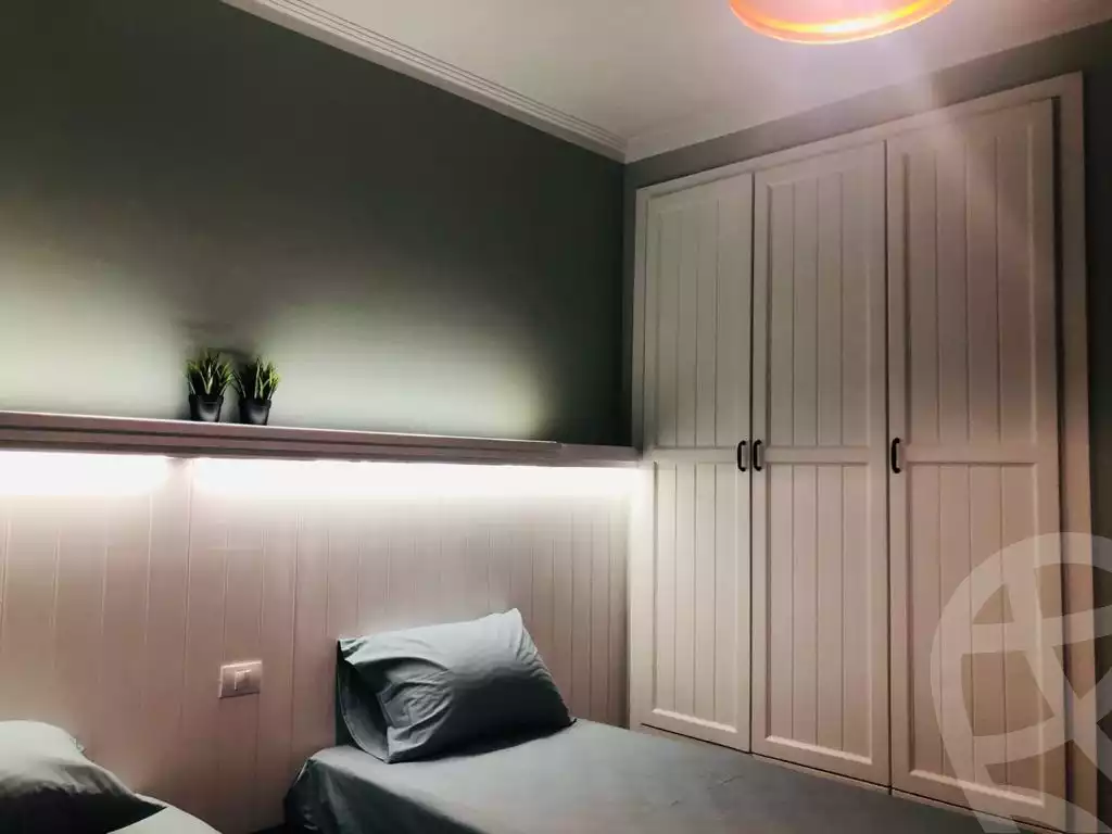 https://aqarmap.com.eg/en/listing/6227370-for-rent-cairo-el-sheikh-zayed-city-compounds-kmbwnd-wyst-twn-swdyk