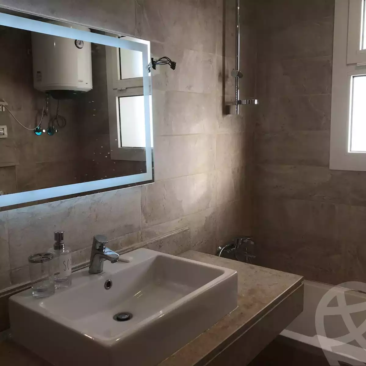 https://aqarmap.com.eg/en/listing/6227405-for-rent-cairo-6th-of-october-compounds-new-giza-jasperwoods-new-giza