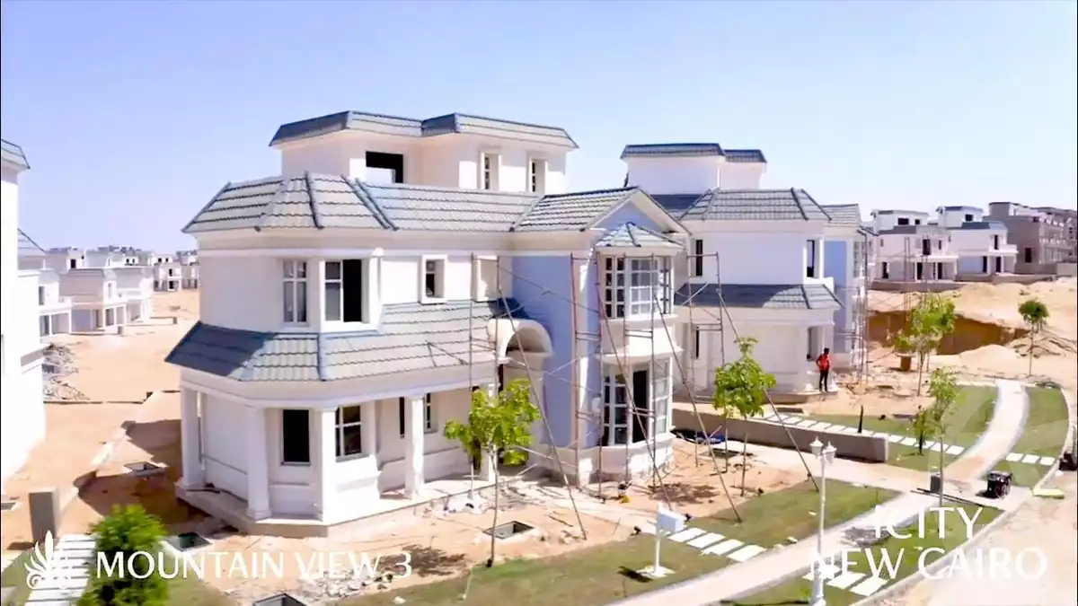 https://aqarmap.com.eg/ar/listing/6227548-for-sale-cairo-new-cairo-compounds-mountain-view-hyde-park