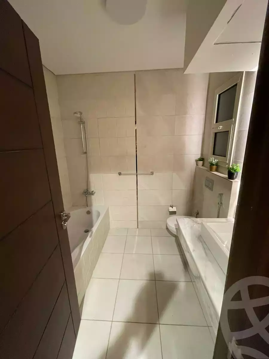 https://aqarmap.com.eg/en/listing/6227890-for-rent-cairo-new-cairo-compounds-ninety-avenue