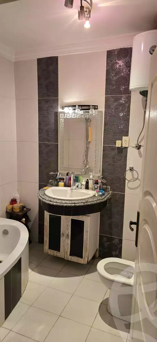 https://aqarmap.com.eg/ar/listing/6228206-for-sale-cairo-el-maadi-compounds-darna-compound