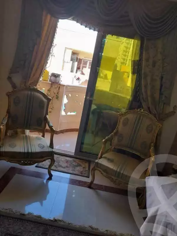 https://aqarmap.com.eg/ar/listing/6228256-for-rent-alexandria-moharram-bey-grin-st