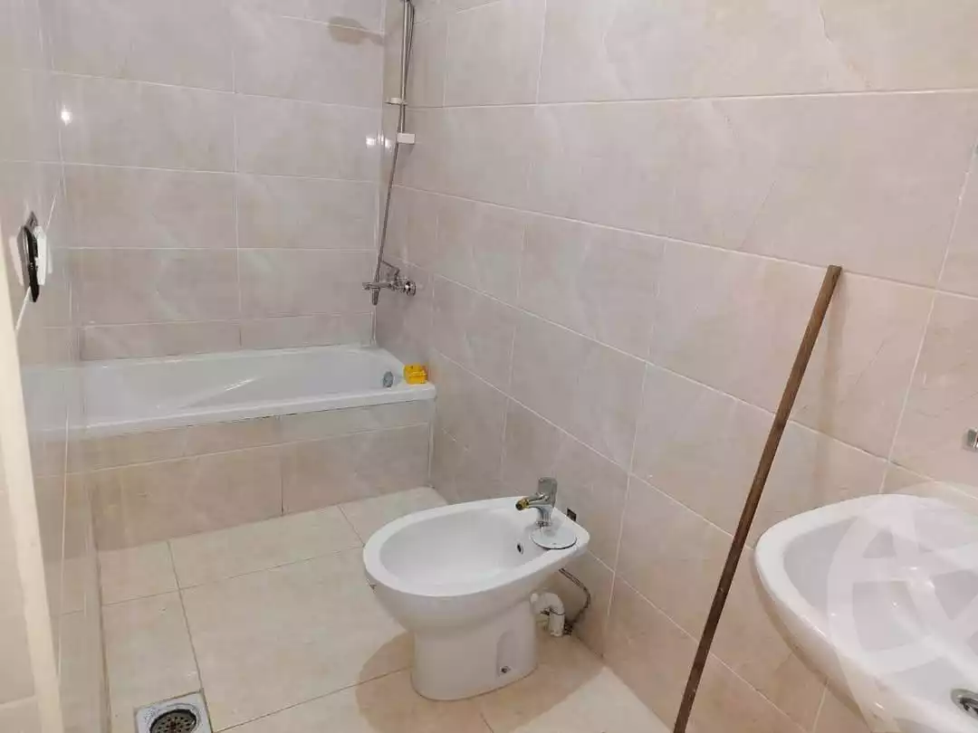 https://aqarmap.com.eg/en/listing/6229007-for-sale-asyut-asyut-city-yousri-ragheb-st