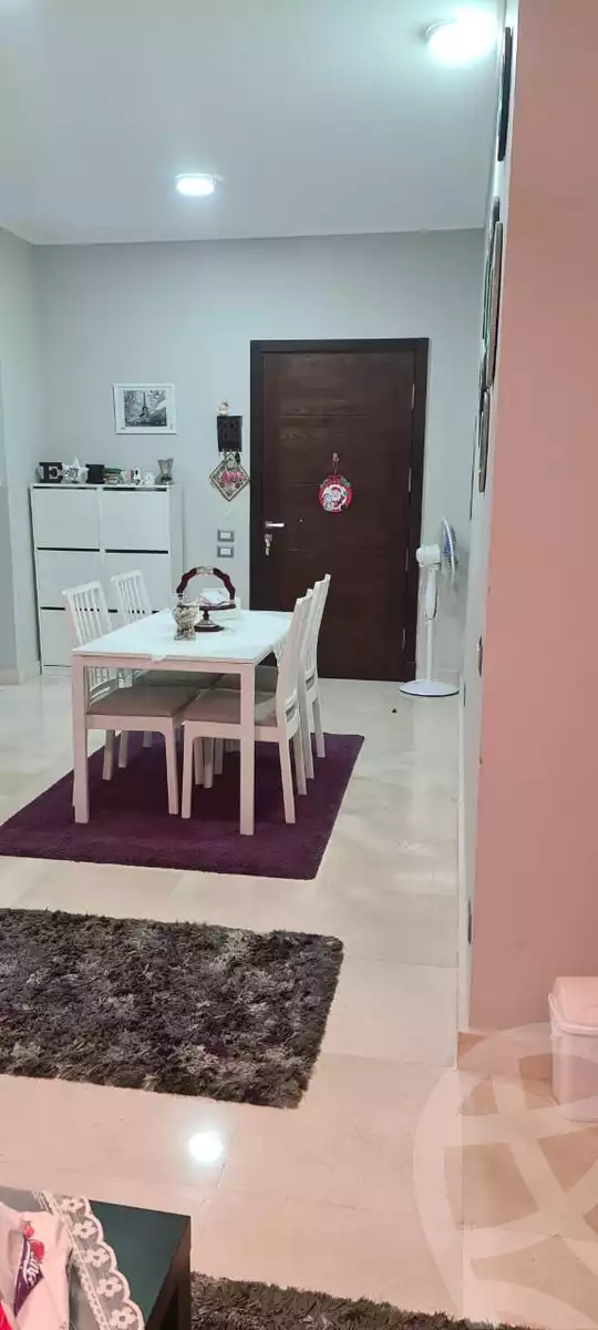 https://aqarmap.com.eg/en/listing/6229107-for-sale-cairo-new-cairo-compounds-kmbwnd-fyldj-jyt-blm-hylz
