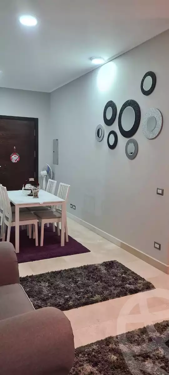 https://aqarmap.com.eg/en/listing/6229107-for-sale-cairo-new-cairo-compounds-kmbwnd-fyldj-jyt-blm-hylz