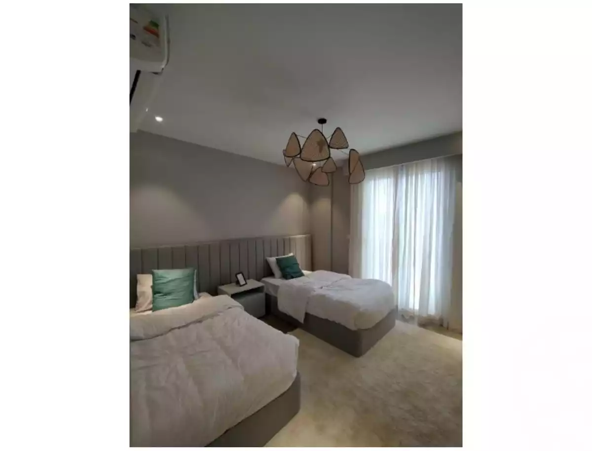 https://aqarmap.com.eg/ar/listing/6234049-for-sale-cairo-el-sheikh-zayed-city-compounds-kmbwnd-fyldj-wyst-dr-llttwyr