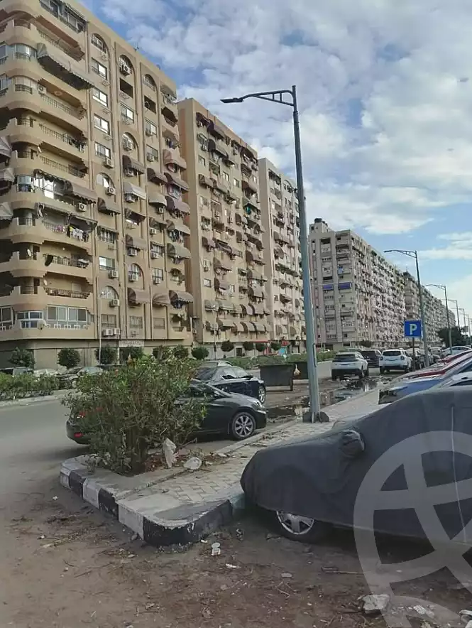 https://aqarmap.com.eg/ar/listing/6234487-for-sale-port-said-mdyn-bwr-s-yd