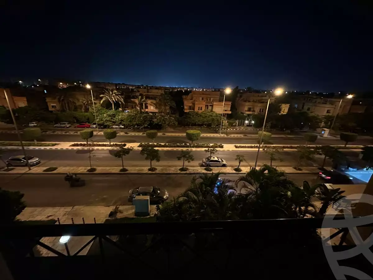 https://aqarmap.com.eg/en/listing/6235968-for-sale-cairo-new-cairo-lrhb-city-phase-3-yehia-shaheen-st