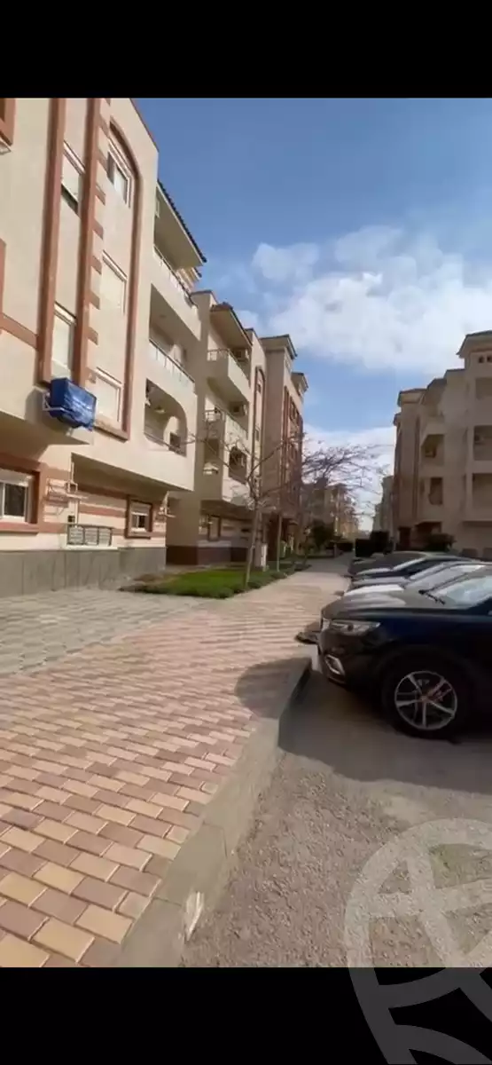 https://aqarmap.com.eg/ar/listing/6236784-for-sale-cairo-el-shorouk-compounds-heliopolis-residence