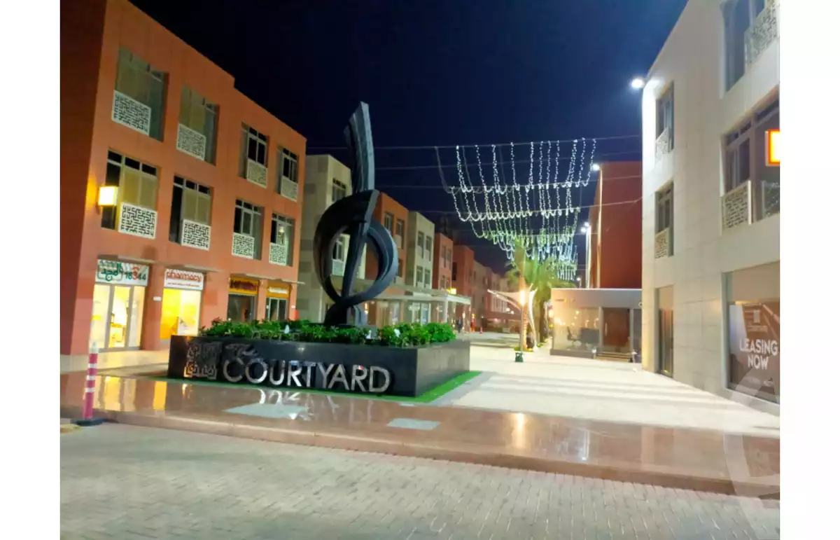 https://aqarmap.com.eg/en/listing/6237574-for-sale-cairo-el-sheikh-zayed-city-compounds-the-courtyard-mall-dorra