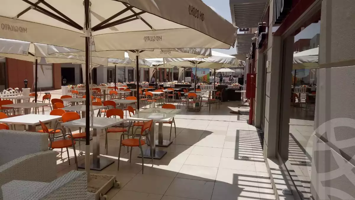 https://aqarmap.com.eg/en/listing/6237574-for-sale-cairo-el-sheikh-zayed-city-compounds-the-courtyard-mall-dorra