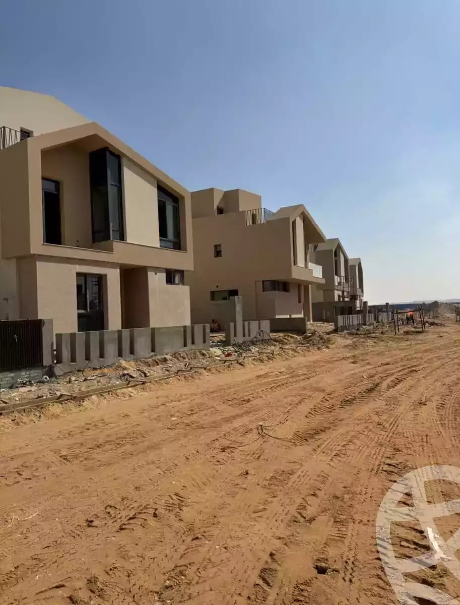https://aqarmap.com.eg/ar/listing/6237707-for-sale-cairo-el-sheikh-zayed-city-compounds-el-khamayel
