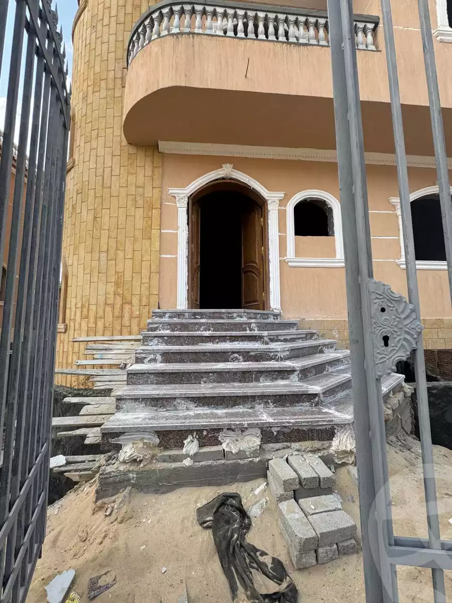 https://aqarmap.com.eg/en/listing/6237736-for-sale-cairo-6th-of-october-compounds-first-heights