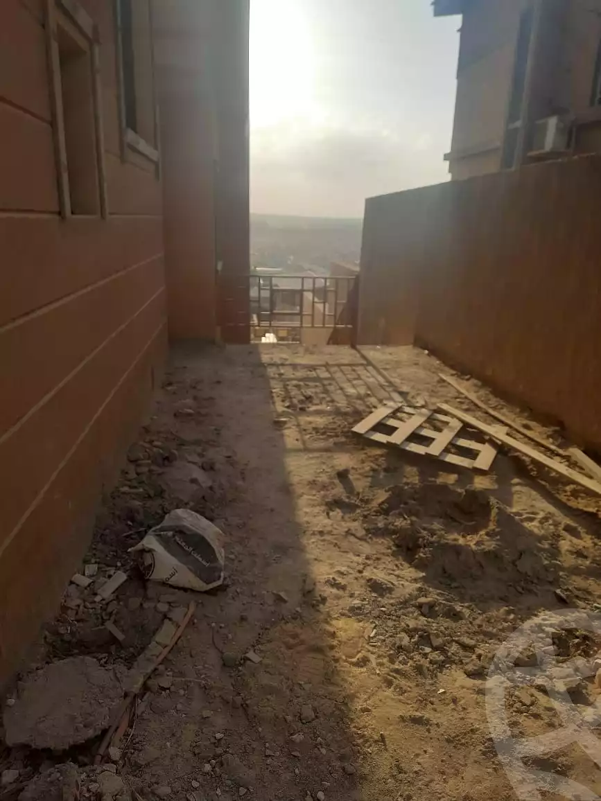 https://aqarmap.com.eg/ar/listing/6237820-for-sale-cairo-6th-of-october-compounds-pyramids-walk