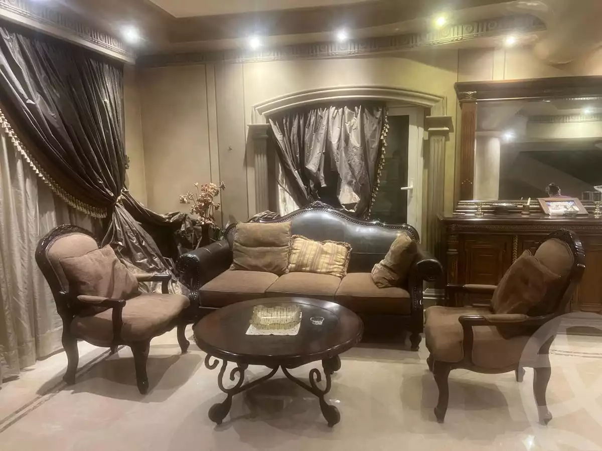 https://aqarmap.com.eg/en/listing/6239008-for-sale-cairo-el-sheikh-zayed-city-compounds-zayed-2000