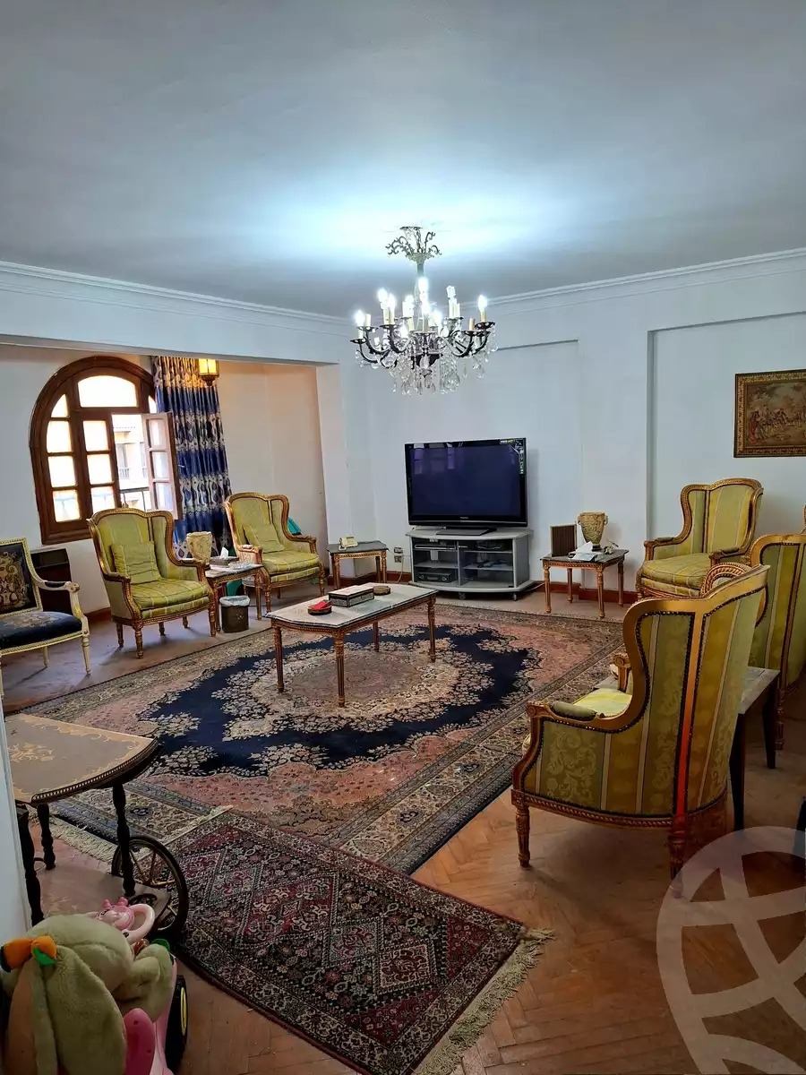 https://aqarmap.com.eg/ar/listing/6239051-for-sale-cairo-6th-of-october-el-ahyaa-neighborhood-3rd-no-14-hasan-soltan-st