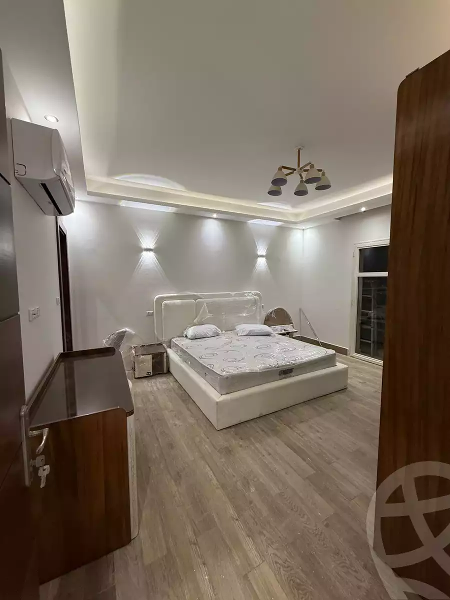 https://aqarmap.com.eg/en/listing/6239135-for-rent-cairo-new-cairo-compounds-hyde-park-centre-ville-hyde-park