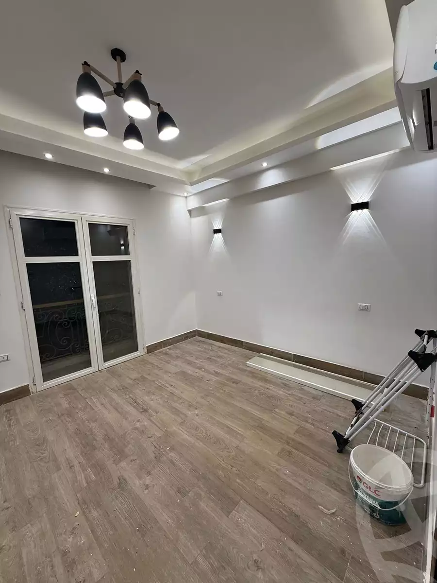 https://aqarmap.com.eg/en/listing/6239150-for-rent-cairo-new-cairo-compounds-hyde-park-centre-ville-hyde-park