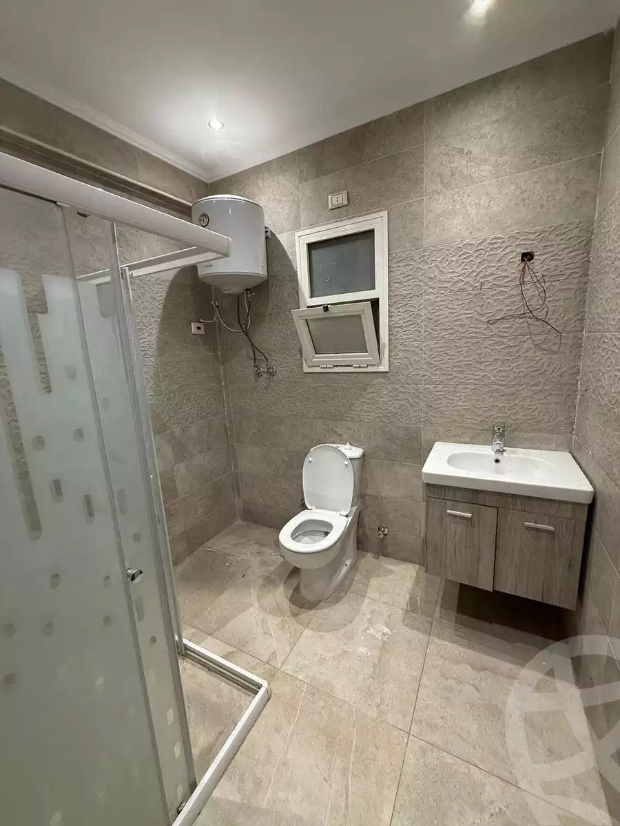 https://aqarmap.com.eg/en/listing/6239150-for-rent-cairo-new-cairo-compounds-hyde-park-centre-ville-hyde-park