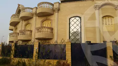 https://aqarmap.com.eg/ar/listing/6239369-for-rent-cairo-new-cairo-90th-street-south-teseen-st