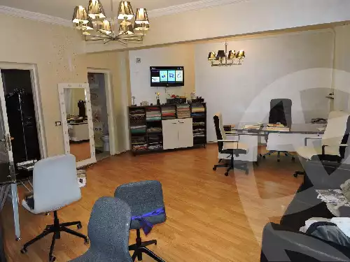 https://aqarmap.com.eg/ar/listing/6239369-for-rent-cairo-new-cairo-90th-street-south-teseen-st