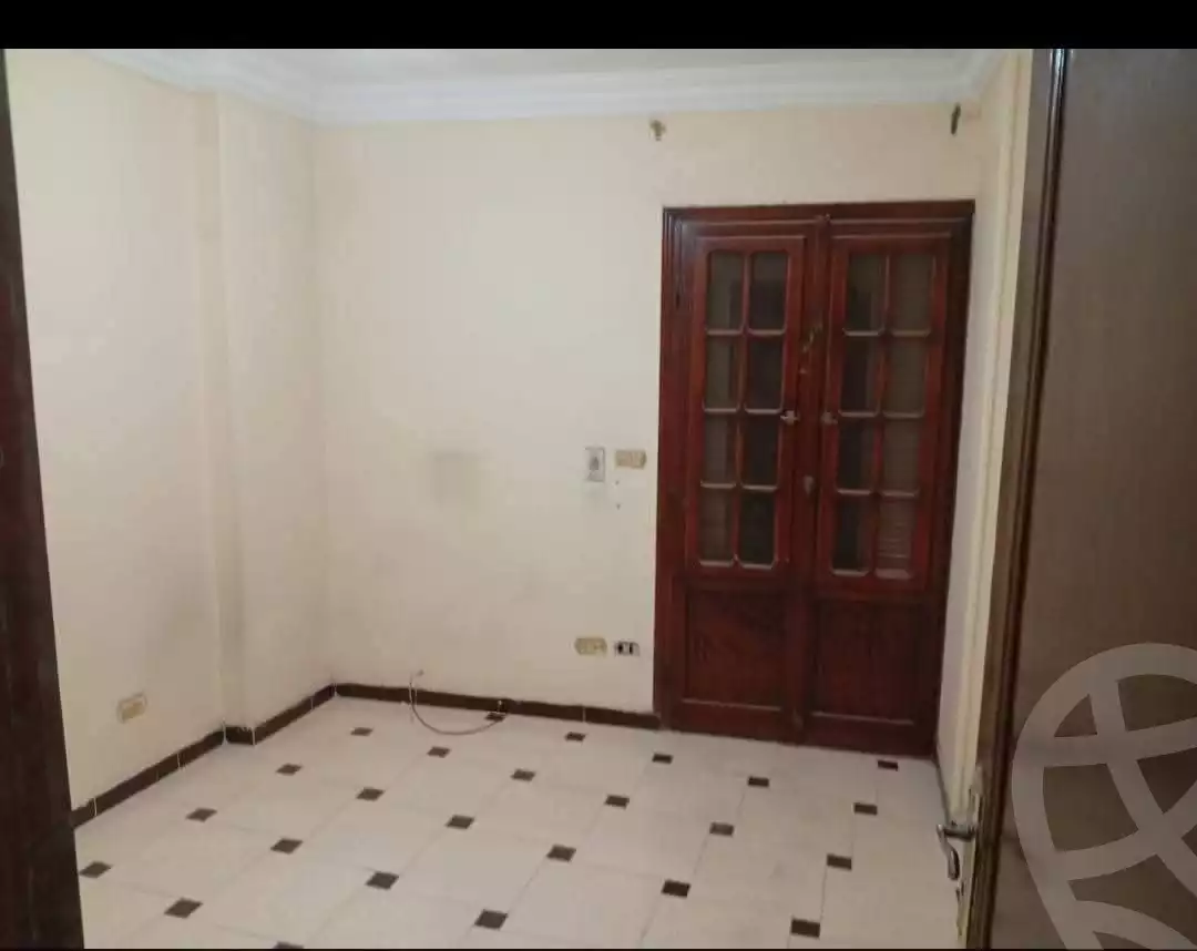 https://aqarmap.com.eg/en/listing/6239544-for-sale-cairo-ain-shams-ahmed-esmat-st