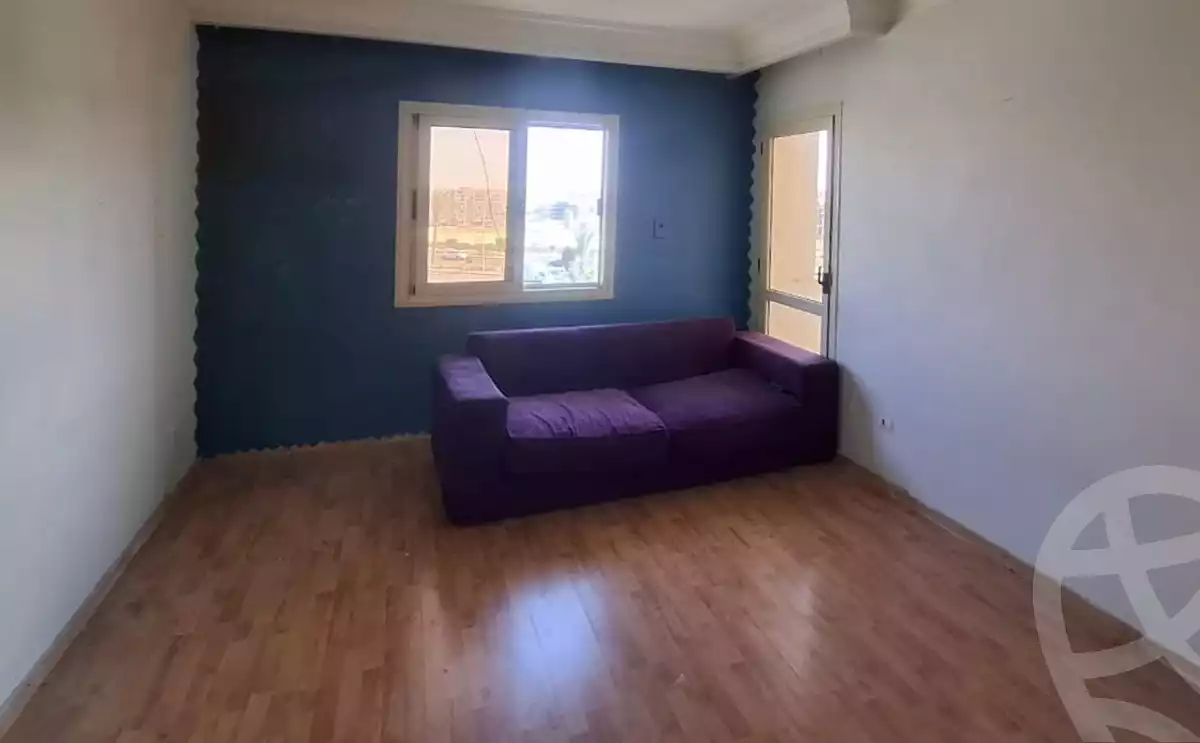 https://aqarmap.com.eg/ar/listing/6241244-for-sale-cairo-el-sheikh-zayed-city-compounds-zayed-2000
