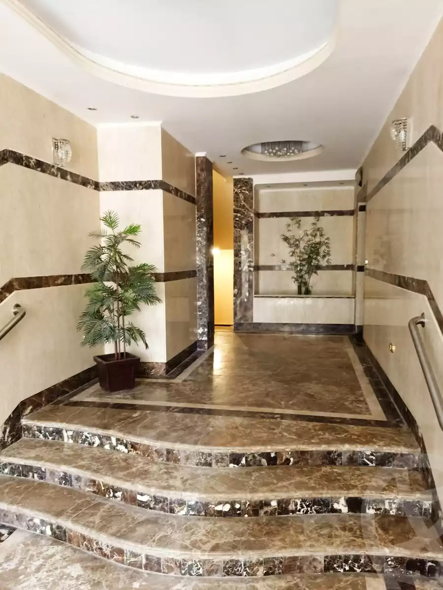 https://aqarmap.com.eg/en/listing/6241686-for-rent-cairo-new-cairo-el-ahyaa-fourth-neighborhood-street-1