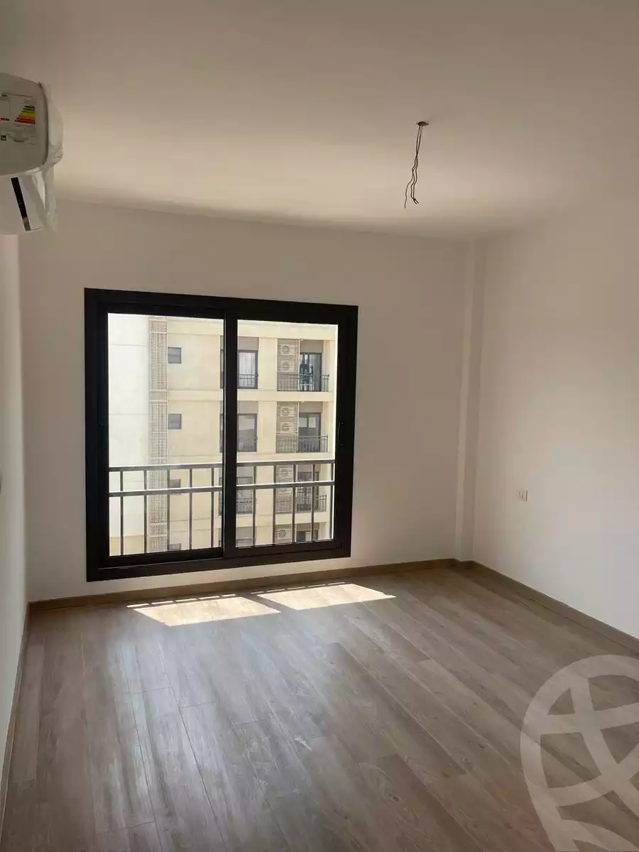 https://aqarmap.com.eg/ar/listing/6241781-for-rent-cairo-new-cairo-compounds-fifth-square