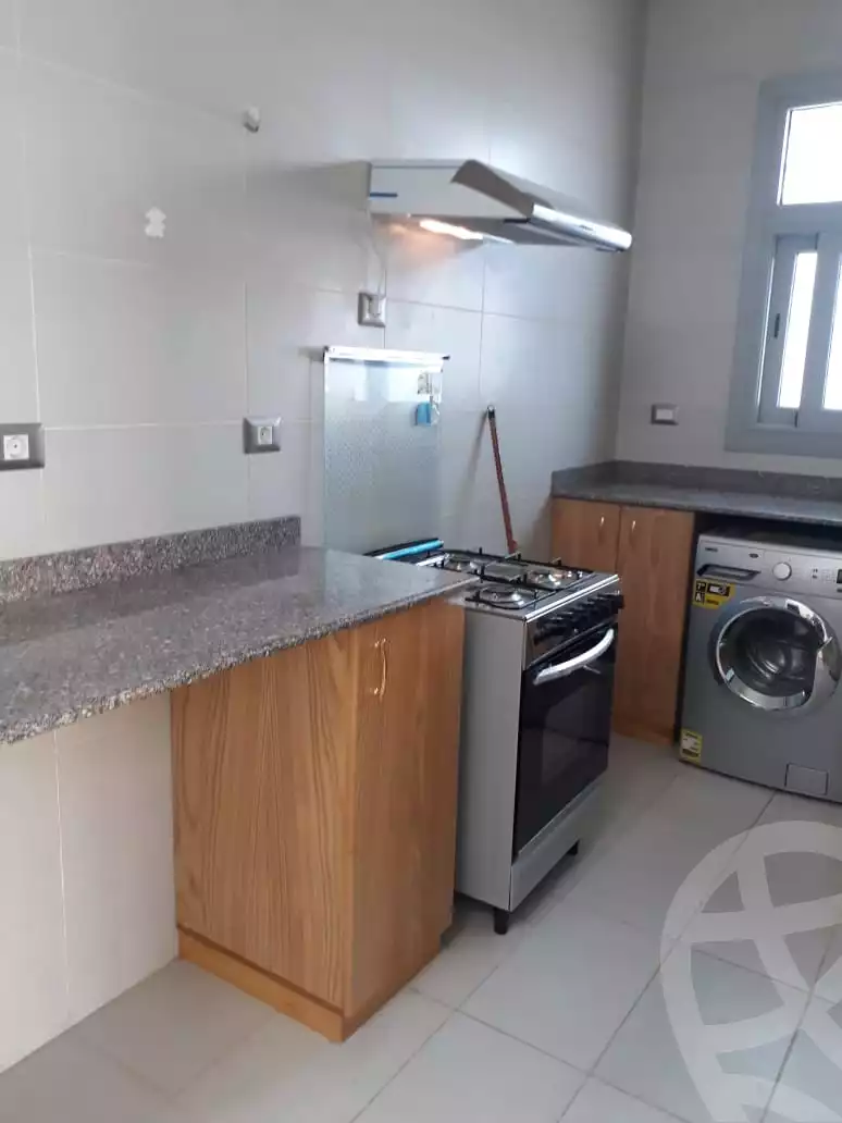 https://aqarmap.com.eg/ar/listing/6242184-for-sale-cairo-new-cairo-compounds-kmbwnd-fyldj-jyt-blm-hylz