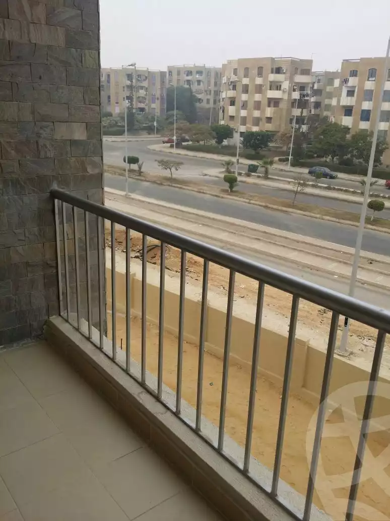 https://aqarmap.com.eg/en/listing/6242280-for-rent-cairo-el-sheikh-zayed-city-compounds-dh-drys