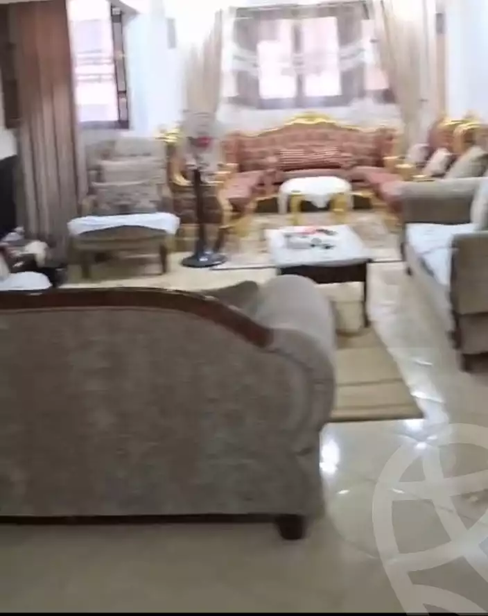 https://aqarmap.com.eg/ar/listing/6244640-for-sale-cairo-el-zaytun-lzytwn-lshrqy-shr-mstfy-bsh
