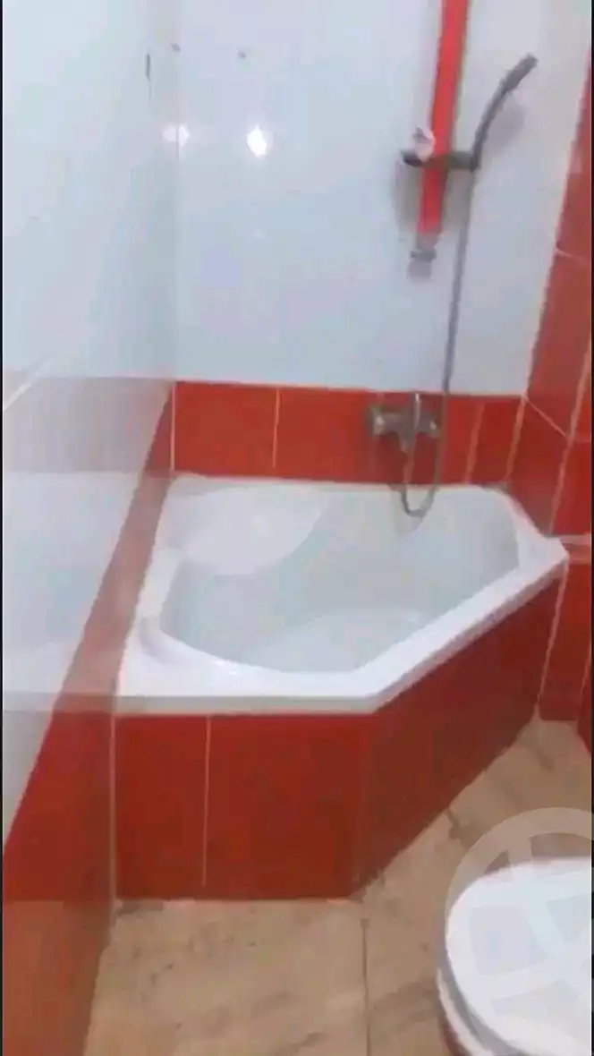 https://aqarmap.com.eg/ar/listing/6247974-for-sale-qalyubia-shubra-el-khaima
